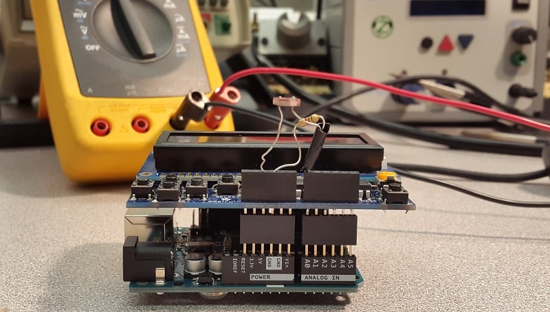 照度计的硬件(异地恋,液晶和Arduino)