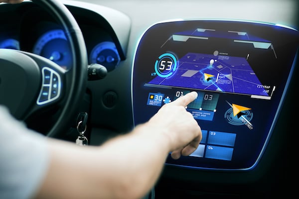 用户期望大多数现代设备（从汽车信息娱乐系统到智能手表）上的智能手机式触摸控制。