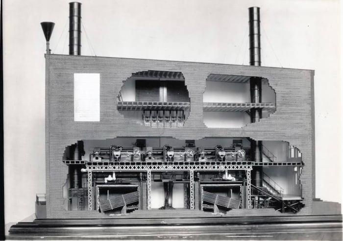 珍珠街车站的型号，第一个商业发电厂。