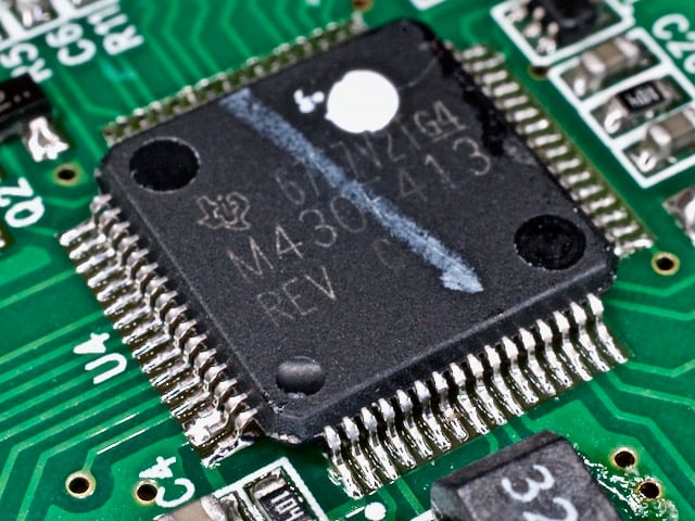 TI MSP430F14